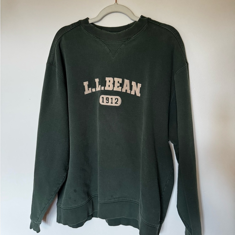 Vintage L.L. Bean Men's Forest Green Crewneck Sweater